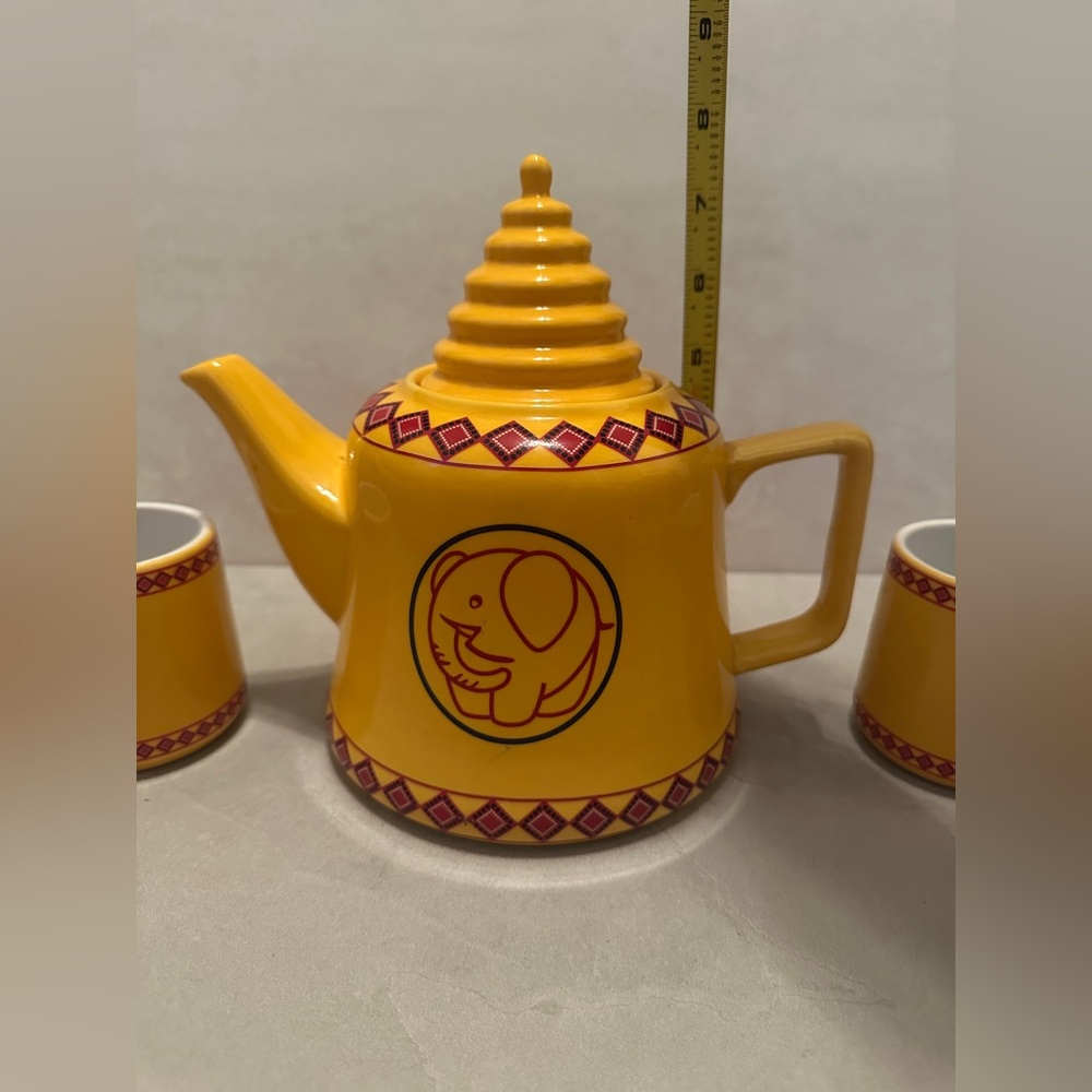 Ceramic Elephant Yellow & Red Tea Pot Set 4 Pcs Beehive Lid - Picture 3 of 8